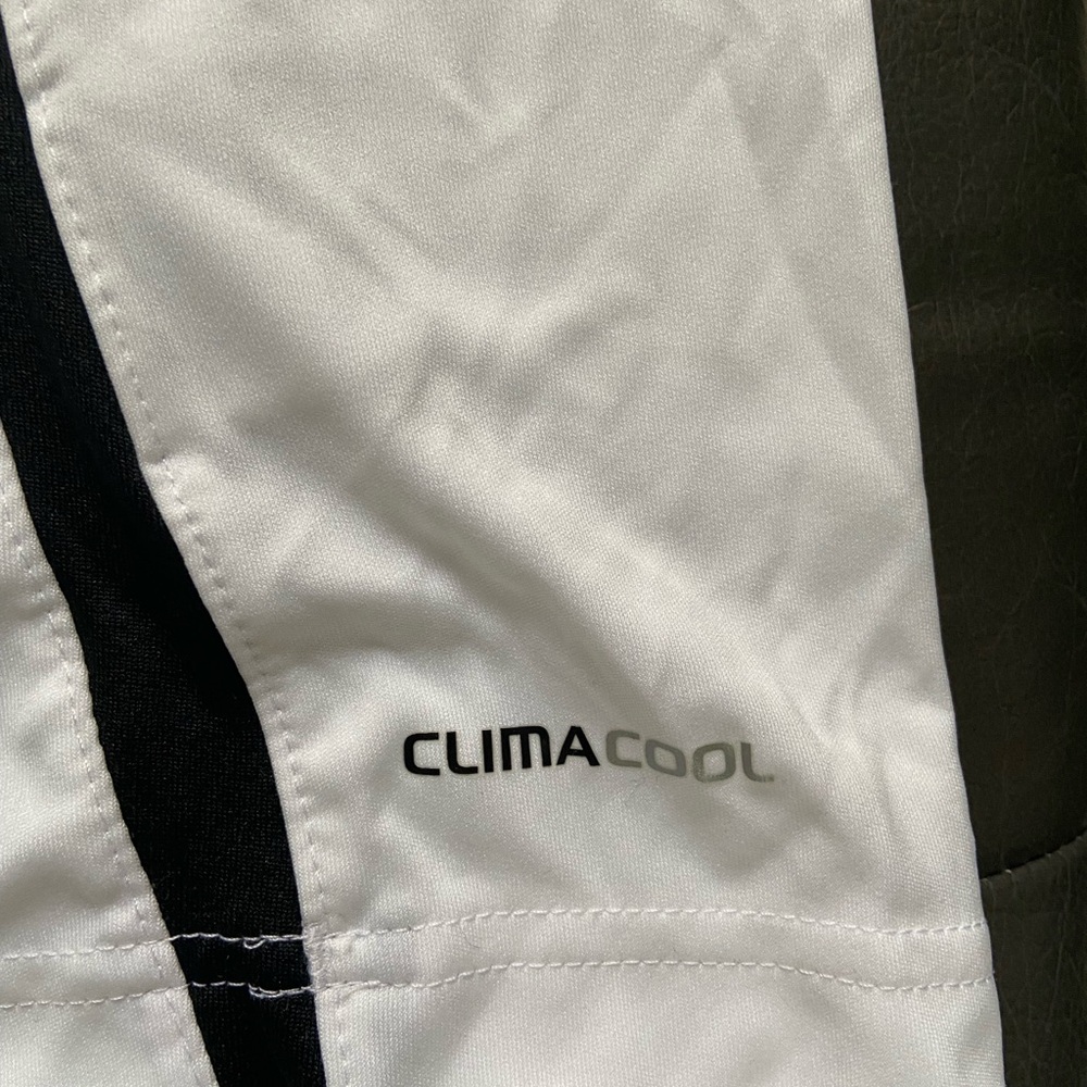 Adidas top size S - Picture 4 of 5